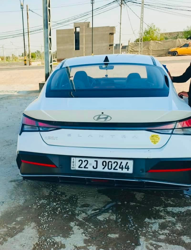 النترا 2024 للبيع واد خليجي مكفولة من الضرر تجميع صيني محرك 1500
السعر 140 وبيها مجال مكان السيارة بغداد حي الحسين 
***********
