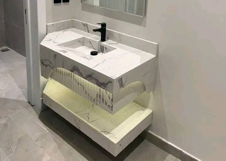 بسم الله الرحمن الرحيم 
سلام عليكم 

يتوفر لدينا  تجهيز كافه  مغاسل بورسلين هندي  كوارتز طبيعي 

عدة تصاميم و الوان 
متانة عالية 
و تصميم مودرن ✅
متوفر كافه  قياسات واحجام متنوعة وحسب الطلب
ظمان عمل ودقه 
وليس الوحدين لكن الافضل  
تجهيز كافه دوائر الدوله 🇮🇶
تجهيز كافه العمارات السكنيه 🦺
تجهيز كافه المحلات الانشائيه🪓 معه خصم 20/بلميه للاصحاب المحلات الانشائيه وكذلك خصم للطب اكثر من قطعه

اسعار تنافسية 🔥

لتجهيز كافة اعمال البورسلين 
 
للتواصل واتساب : ***********
او مراسلة الصفحة
