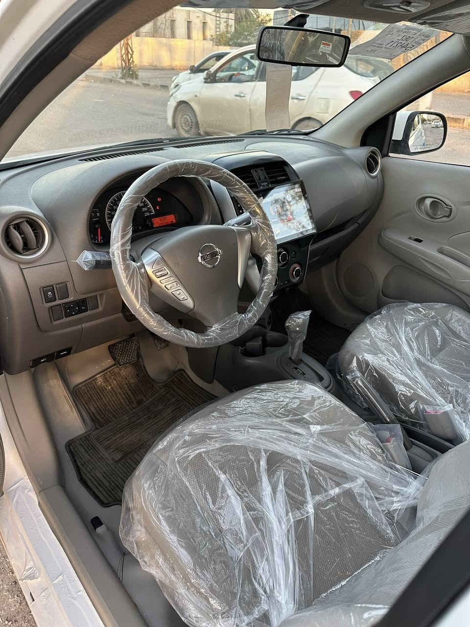 للبيع صني هندي اصل بليته زركه شكل الجديد شباك نحله موديل 2024اربيل بأسم شركه وكاله تحويل كفالة عامه ابيع ع الفحص 
جديد مثل الزيرو ماشيه 30 الف 
(سعر 120)مكان النجف شارع الروان 
الأتصال ***********
