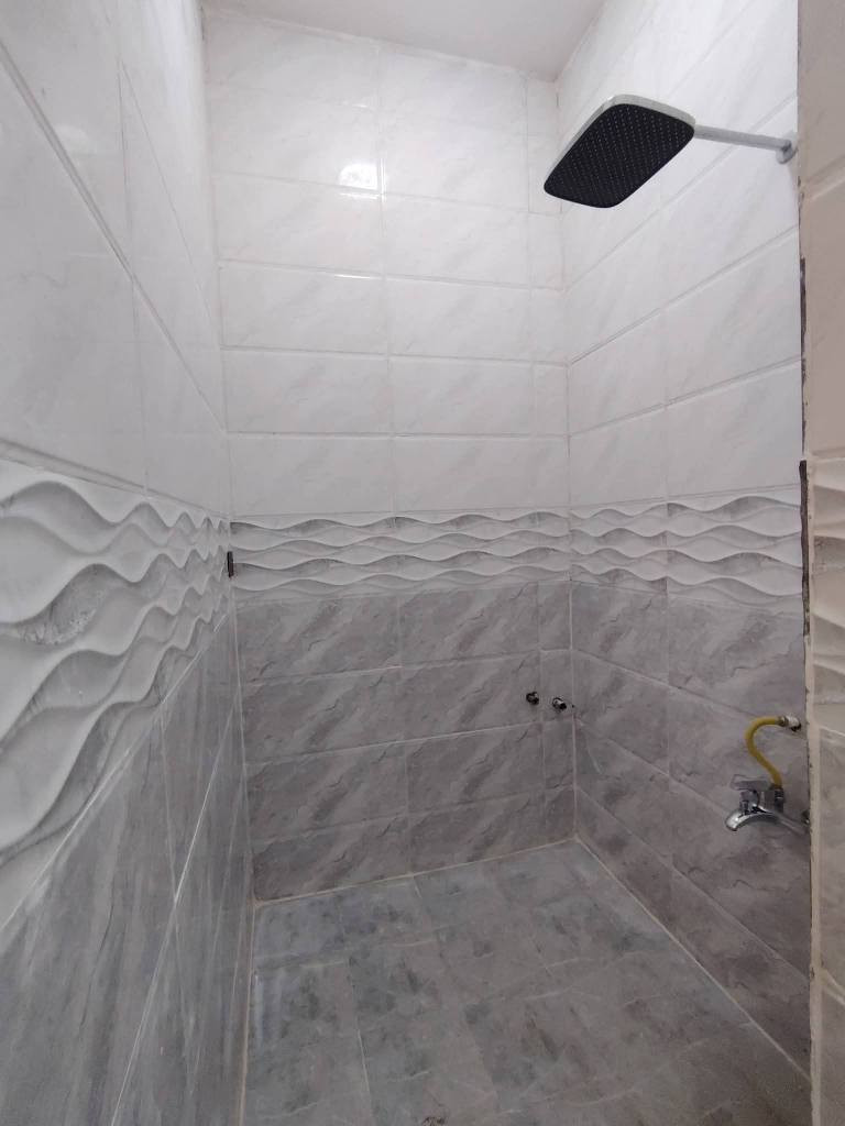 ياالله اسعد الله اوقاتكم بكل خير احبتي
يتوفر دار سكن طابو زراعي عراقي سند 25
200متر 
يحتوي عله #ثلاث غرف منام
ودوانيه وصاله ومطبخ وصحيات داخليه وخارجيه
وكراج سياره وحديقه
العنوان البصره ابي الخصيب كوت ثويني
#السعر ١٣٣ مليون قابل للتفاوض
#للأستفسار أتصال *********** البصرة, العراق
