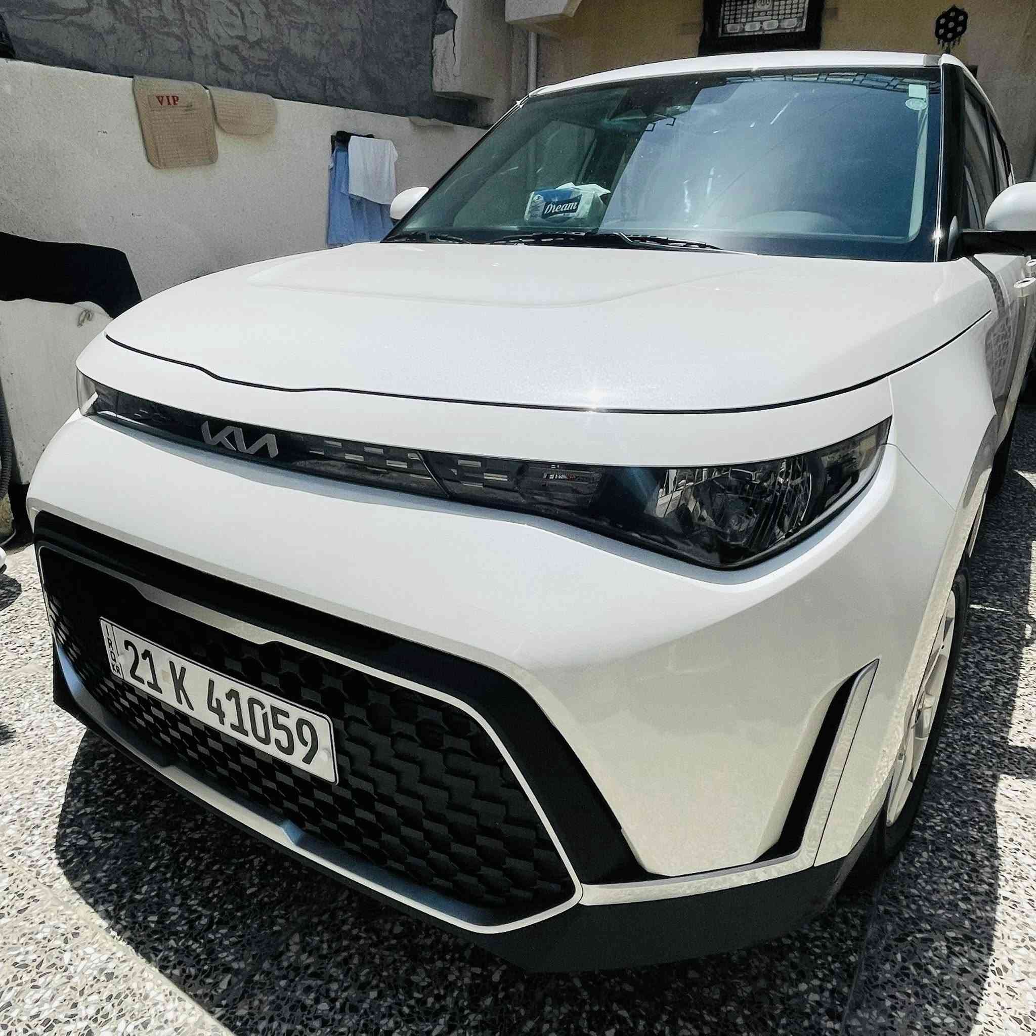 📍 الموقع: الغزالية
🔹 كيا سول (Kia Soul) موديل 2023
🔹 محرك 2.0 لتر MPI NU
🔹 4 سلندر
🔹 أوتوماتيك 

🛣️ الممشى: 52 ألف

✅ كاميرا خلفية
✅ 6 وسائد هوائية
✅ ABS + ESC + Traction Control
✅ تحذير الاصطدام الأمامي مع الكبح التلقائي
✅ الحفاظ على المسار والتنبيه عند مغادرته
✅ مراقبة ضغط الإطارات TPMS
✅ تشغيل تلقائي للضوء العالي

💰 السعر: 160 ورقة قابل للتفاوض بالمعقول

📌 ملاحظة: السيارة بيها حادث بالباب الخلفي جهة الراكب (عكس السايق)، وصورة الحادث موجودة ضمن المنشور

***********
