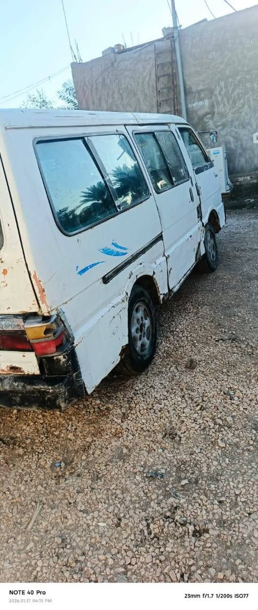 سلام عليكم كيه بسته مديال ٩٥ رقم بغداد مكينه وكير مال بريجو ٣٠٠٠ مكينه جديده السعر ١٥ ورقه مكاني نجف كوفه عباسيه اني مكلف بل نشر ***********
