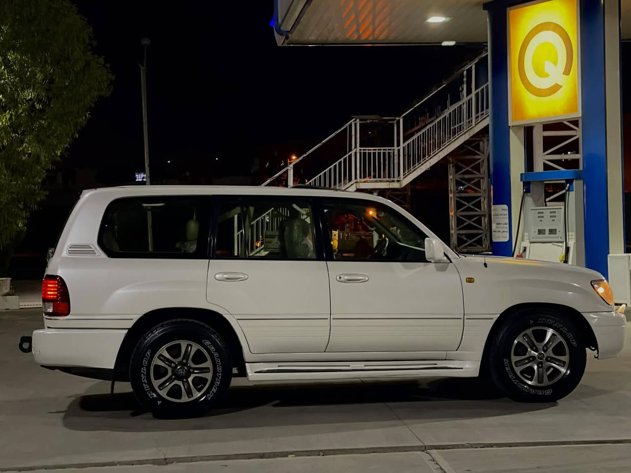 سلام عليكم   ليگزز موديل ٢٠٠٦فول مواصفات خليجي سيارة جديدة كلو بشرط كير محرك مامفتوح ٢قتعة صبغ بدون دةواخل مكان اربيل بدون مراوس بس بيع سعر ٢٣٥وةرقة رةقم ***********
