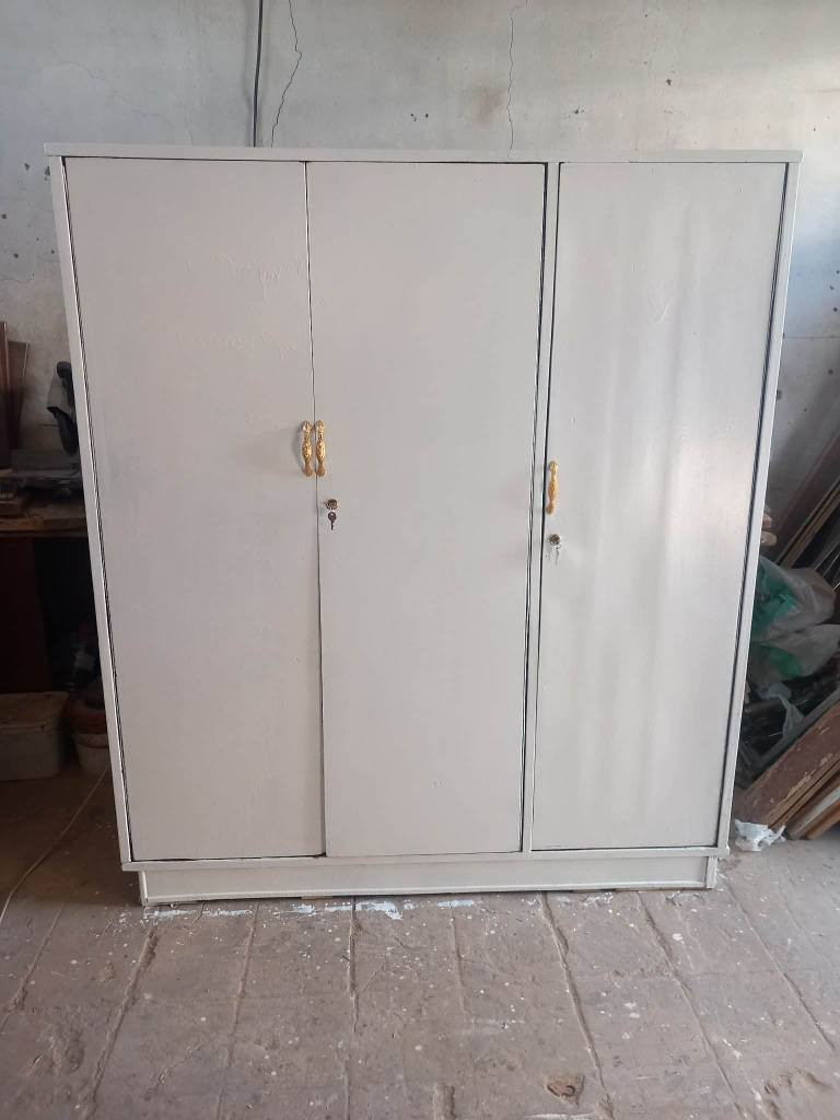 كنتور ٣ باب ابيض مستعمل السعر ١٩٠ وبي مجال العنوان بغداد الكرخ تقاطع درويش البياع شارع البداله الانتصارسوق اميمه فرع مجمع الرازي ع اليمنه منتصف شارع ع اليسرى خلف مي اور
***********
*********** بغداد, العراق
