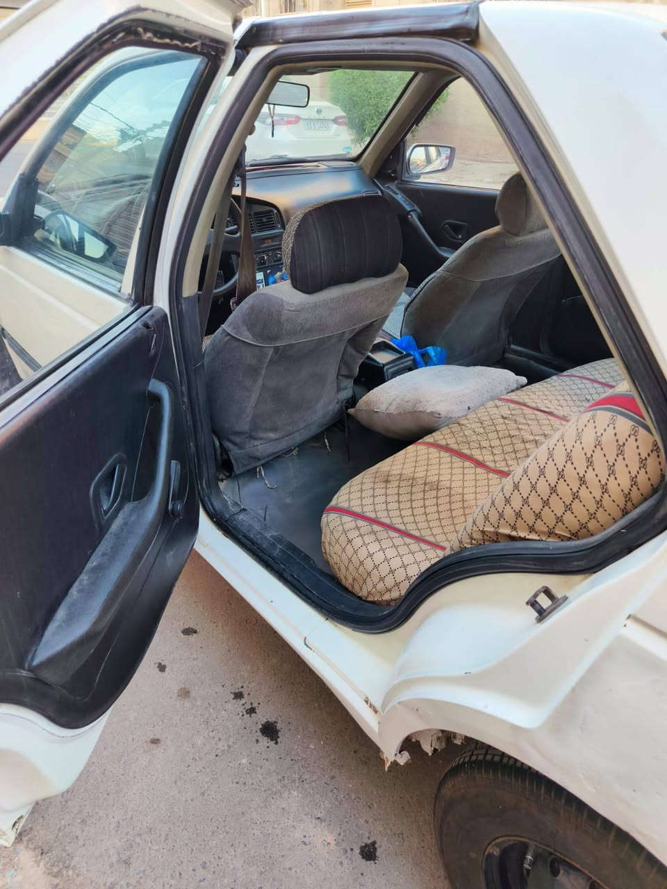 سيارة بيجو روئ مستعجل على بيعها راعي موجود ثاني يوم مداور السعر ٢٣ بيها مجال


**إذا كنت صاحب هذا الإعلان وتريد حذفه لأي سبب، رجاءا أرسل رسالة إلى الدعم الفني**