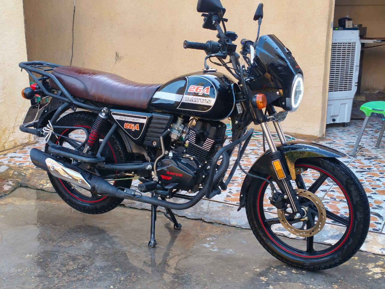 اسلام عليكم عندي دايوان موديل 2025 ماشيه 13 ممفتوح برغي بيهة بس الاشاير الاماميه واكفه دراجه مرقمه رقم اربيل اريد اراوسهة ب بوكسر مرقم العنده يدز خاص وهاذ رقمي وتساب ***********
