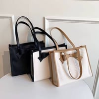 حقائب نسائية • جملة • مفرد