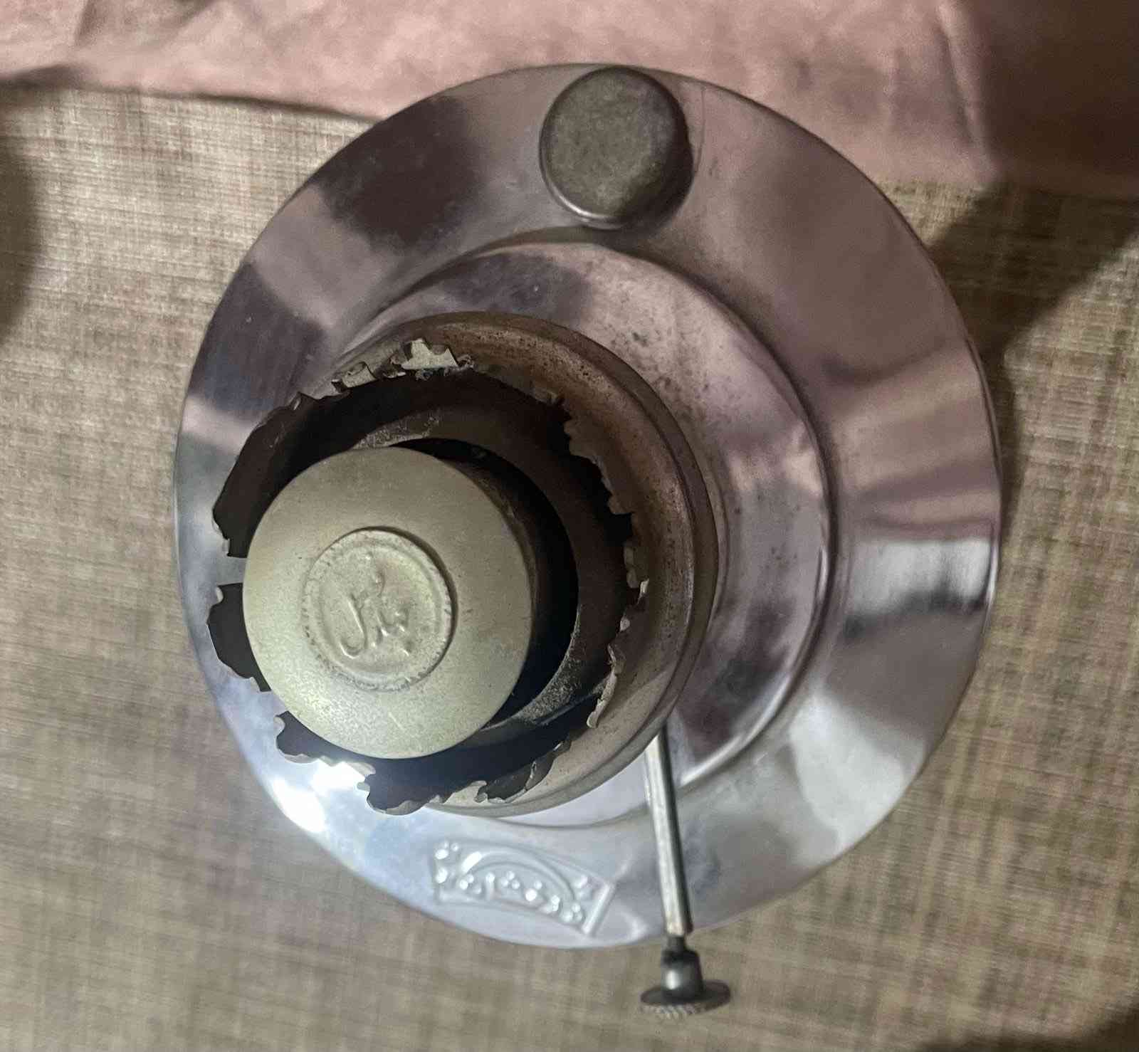 لاله تبريز مطعمه بمرمر عملاقه غير مستخدمه نهائي لوك كامله بدون اي ضرر ارتفاعها ٥١ سم السعر خاص لطفاً يوجد توصيل لكل محافظاتنا الحبيبه


**إذا كنت صاحب هذا الإعلان وتريد حذفه لأي سبب، رجاءا أرسل رسالة إلى الدعم الفني**