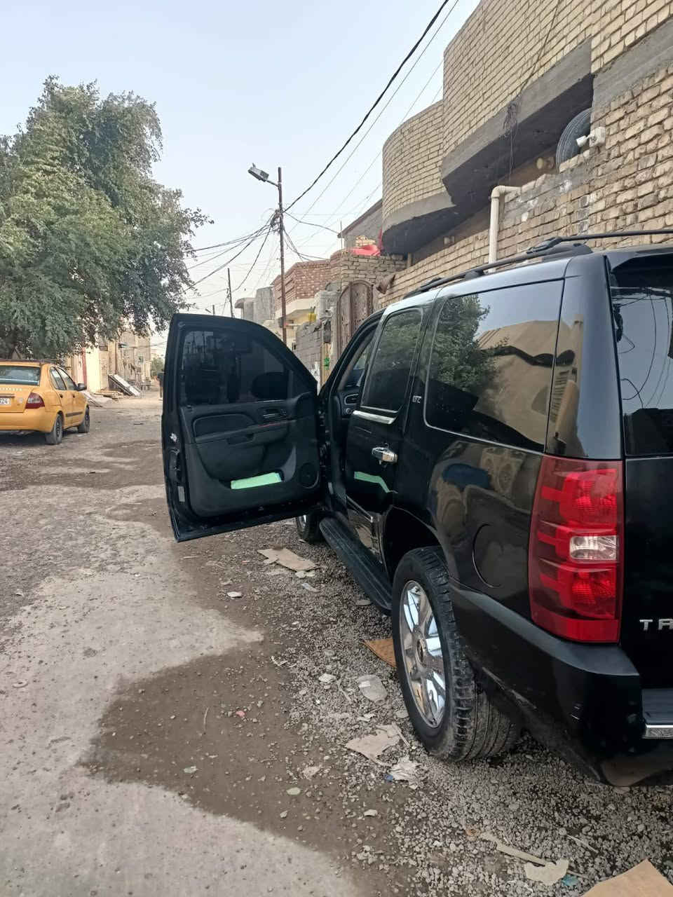 سلام عليكم سياره تاهو للبيع موديل 10 العنوان بغداد العبيدي الرقم ***********
