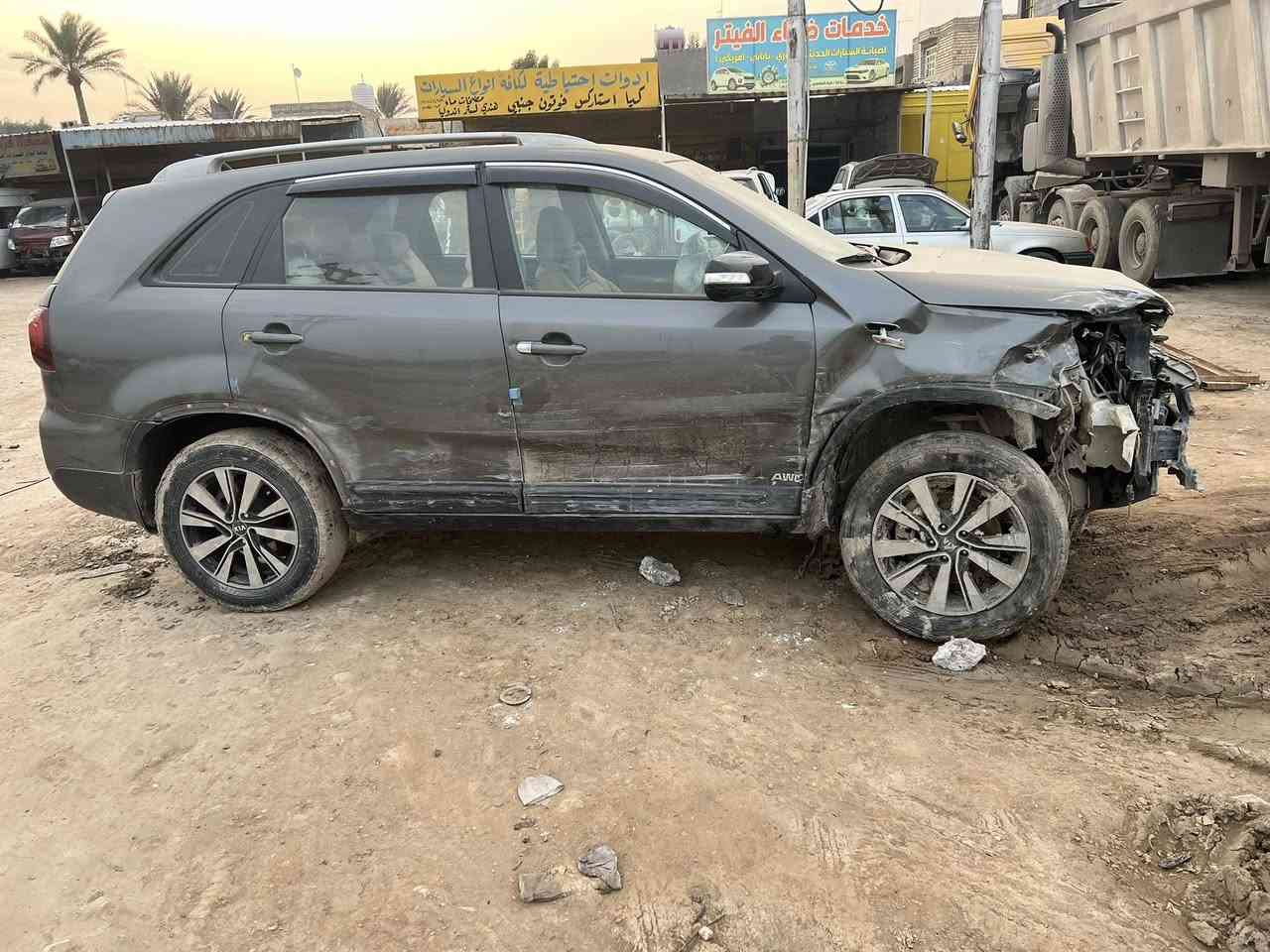 سورنتو 2014 خليجي أبيع على وضعها 

رقم بغداد الماني 

كفاله سابقاً فقط البنيد صبغ 

فور ويل 

6 سلندر 

الاستفسار : *********** 

السعر 135 

مكلف بلنشر
