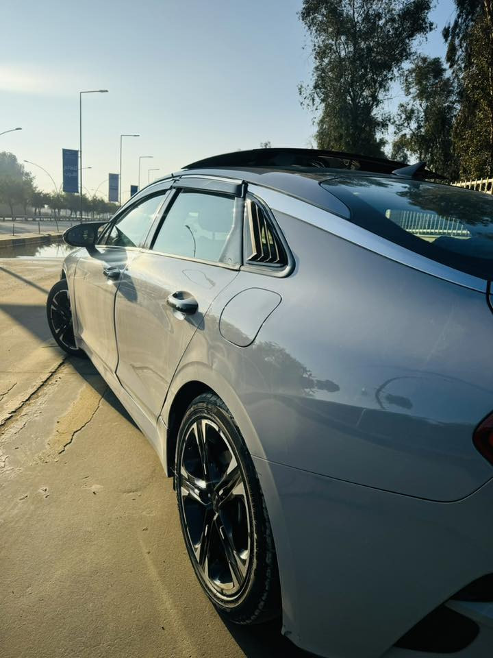 سلام عليكم

كي فايف رقم اربيل 

ضررها ثلاثة قطع جانبية بدون دواخل رقم شاصي مرفق بجم كبس 

جيتي لاين 2021

المحرك 1.6 تيربو

ماشية 48 ميل

مواصفات : فول فول جيتي لاين معروف 

رادارات امامية وخلفية وجانبية

نقطة عمياء

قيادة ذاتية :

دخول ذكي

كروس مثبت سرعة

شاشة كبيرة

شحن لاسلكي

هند بريك كهربائي

بصمة

اشاير بلمري

كامرة دواره

4 انضمة قيادة

اوتو هولد

ترحيب بل اليدات

بانوراما 

كشنات كهرباء

داخل جلد احمر

صور الحادث منشوره 👇🏻

سعر ١٦٨

مكان سياره موصل

اتصال /***********
