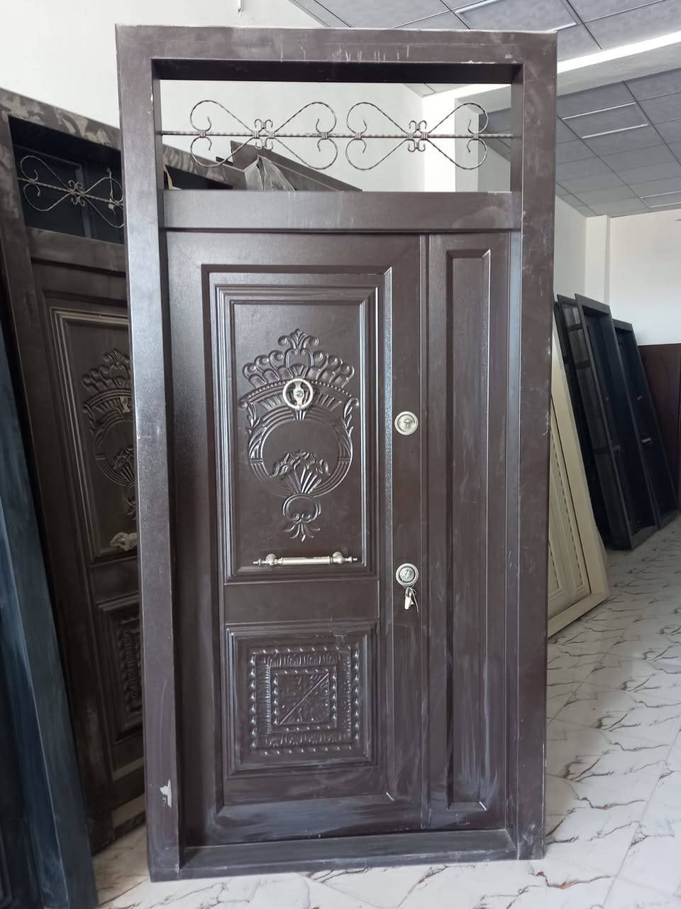 ابواب قاصة تركي جميع المويلات والالوان
باب استقبال طلاگه وربع مع باب مطبخ قاصه حديد:: مقابيل شارع المستشفى قرب جامع الفتاح الاستفسار 👈  ***********   بشرة ساره لحاملين بطاقه الرافدين يوجد اقصاط علا الماستر
