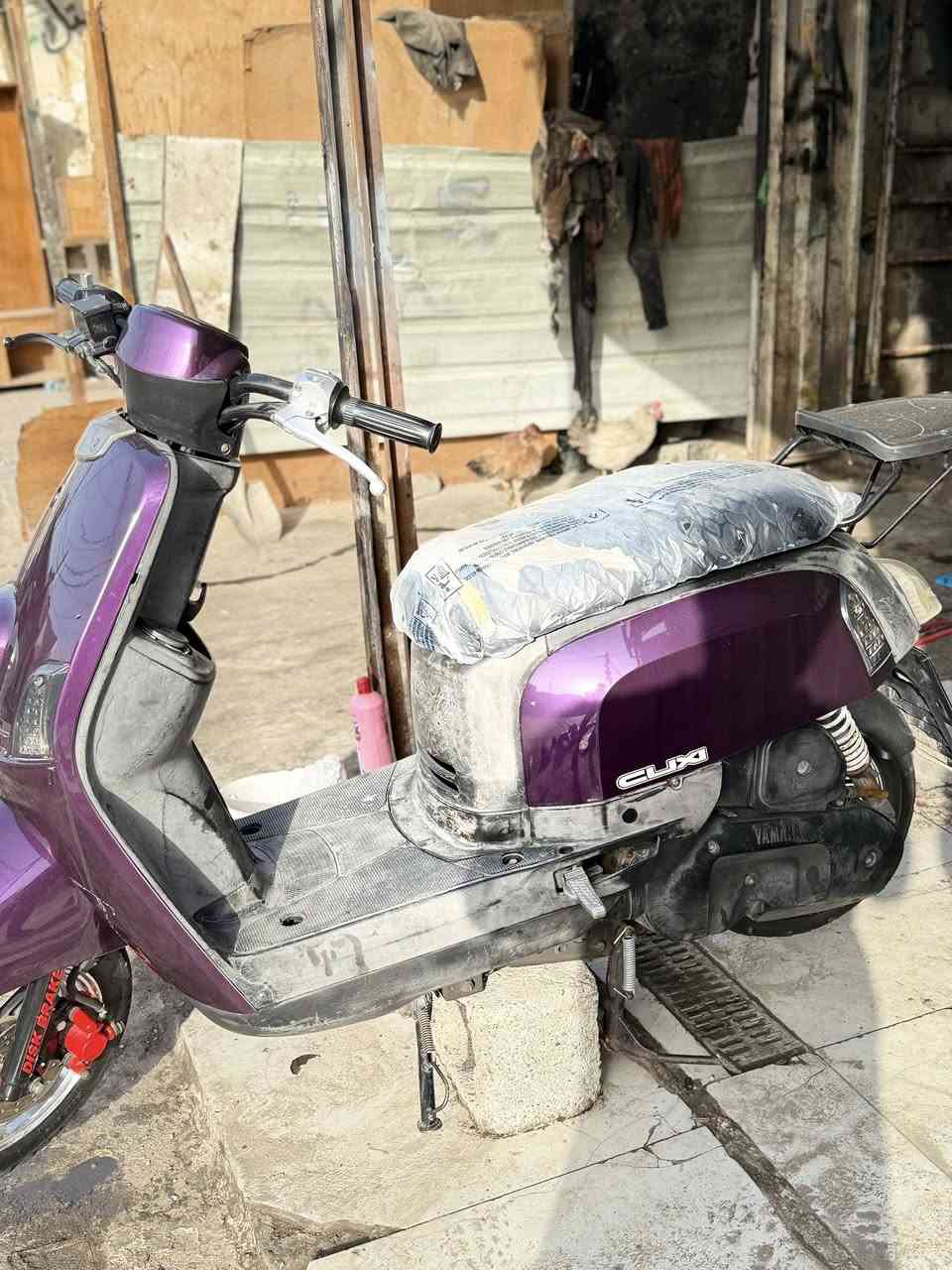 شباب سلام عليكم متاح دراجه بوليس للبيع لون الدارجه بل اصل اسود تغير الون للجماليه مكفوله كفاله عامه كهربائياته كله شغله كفرات ختم واحد 
العنوان بغداد وللستفسار اتصل على الرقم *********** ولشراي بيك خير وتدلل
