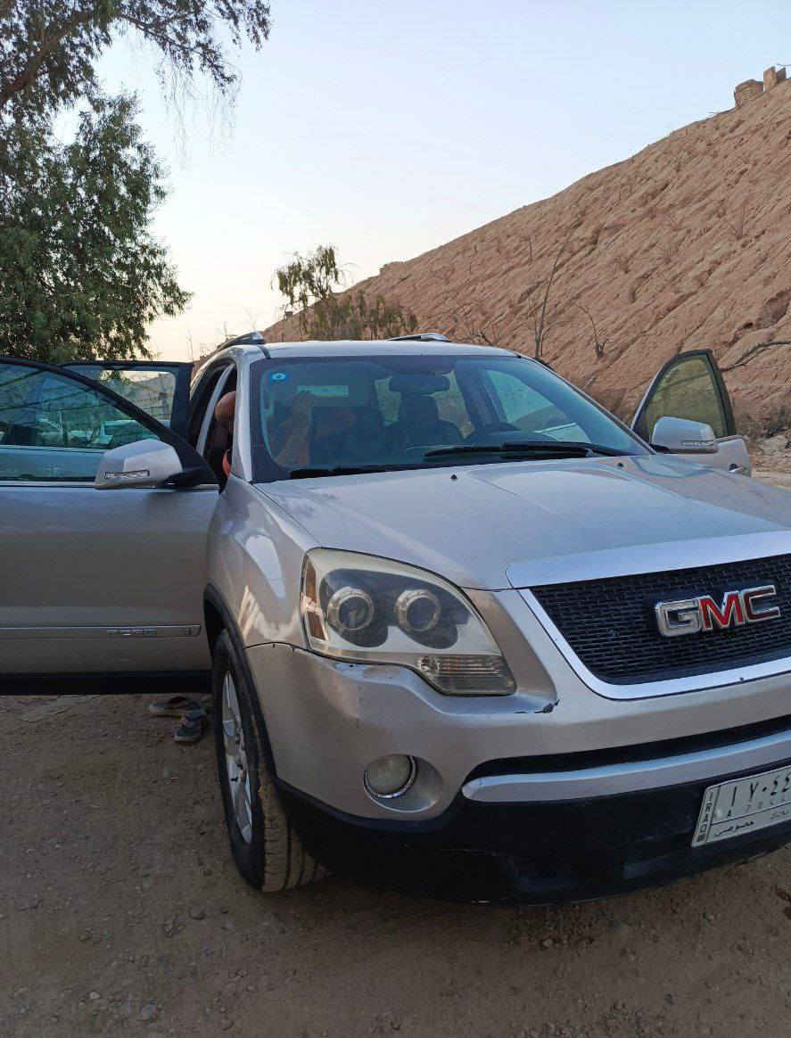 سلام عليكم
جمسي اكاديا 2008 وارد امريكي 
حادثها جاملغ خلفي 
سنويه باسمي لغايه 2028
عطـل في المحرك وسياره تشتغل  
ابيع محرك كـايم 
75 ورقه 
***********
