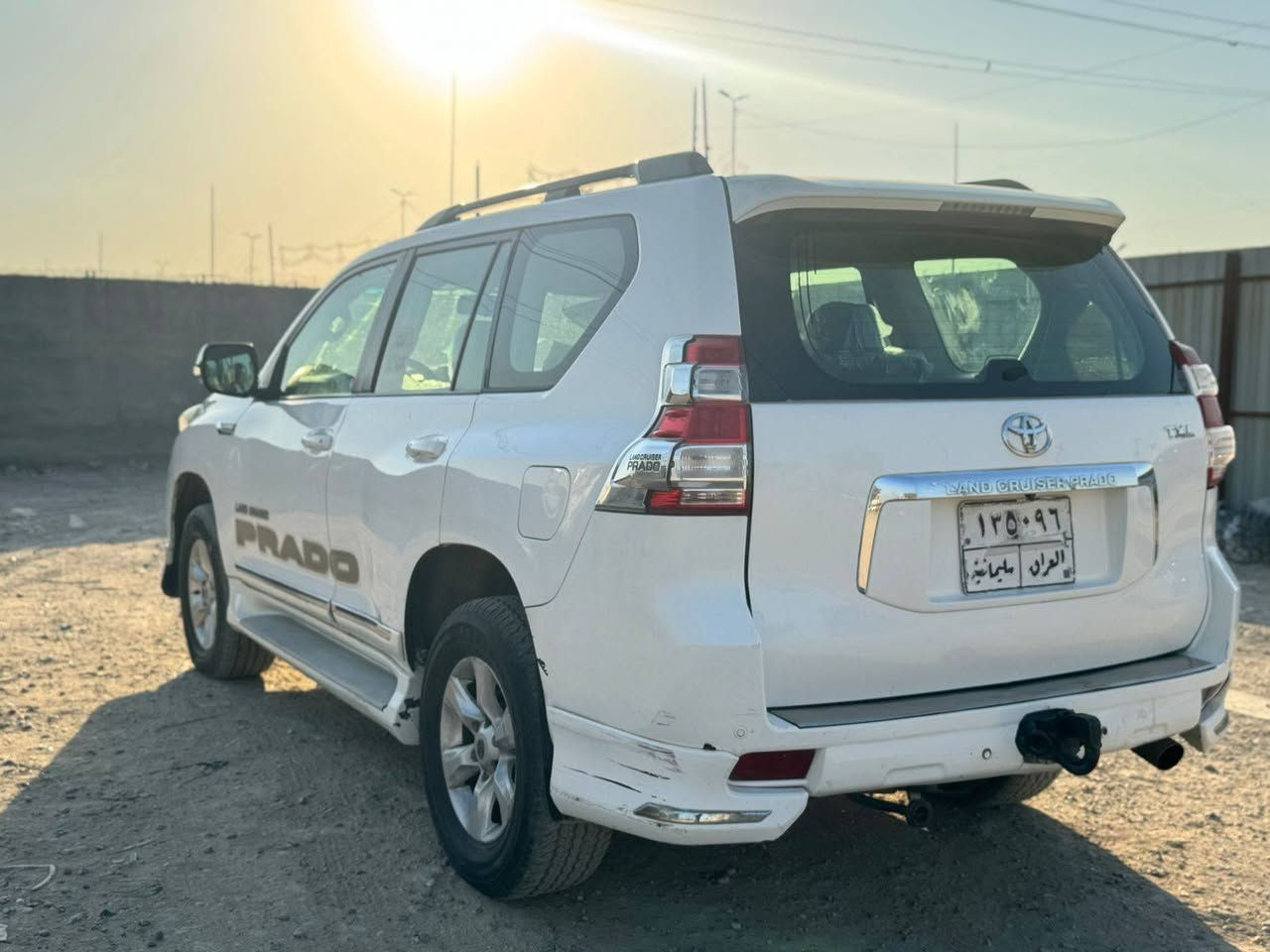 سلام عليكم
برادو  موديل 2010  خليجي 
 بيهة صبغ  بدون اي ضربة او تبديل سونر بل منشور 
مكينة وكير وحدادية وتخم تاير كلة جديد 
شادلهة منضومة غاز  جديدة  
تريد وكالة او تحويل بسم عربي 
عارضهة 155 وبيهة مجال بصيط 
***********
 مكان سيارة بغداد
