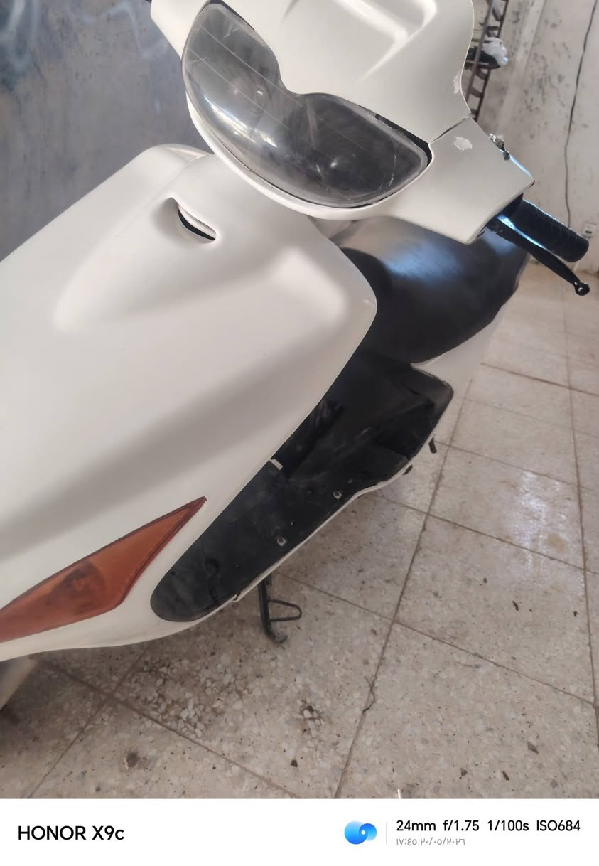 دراجه للبيع *********** سعر ٨٠٠ وبيه مجال
