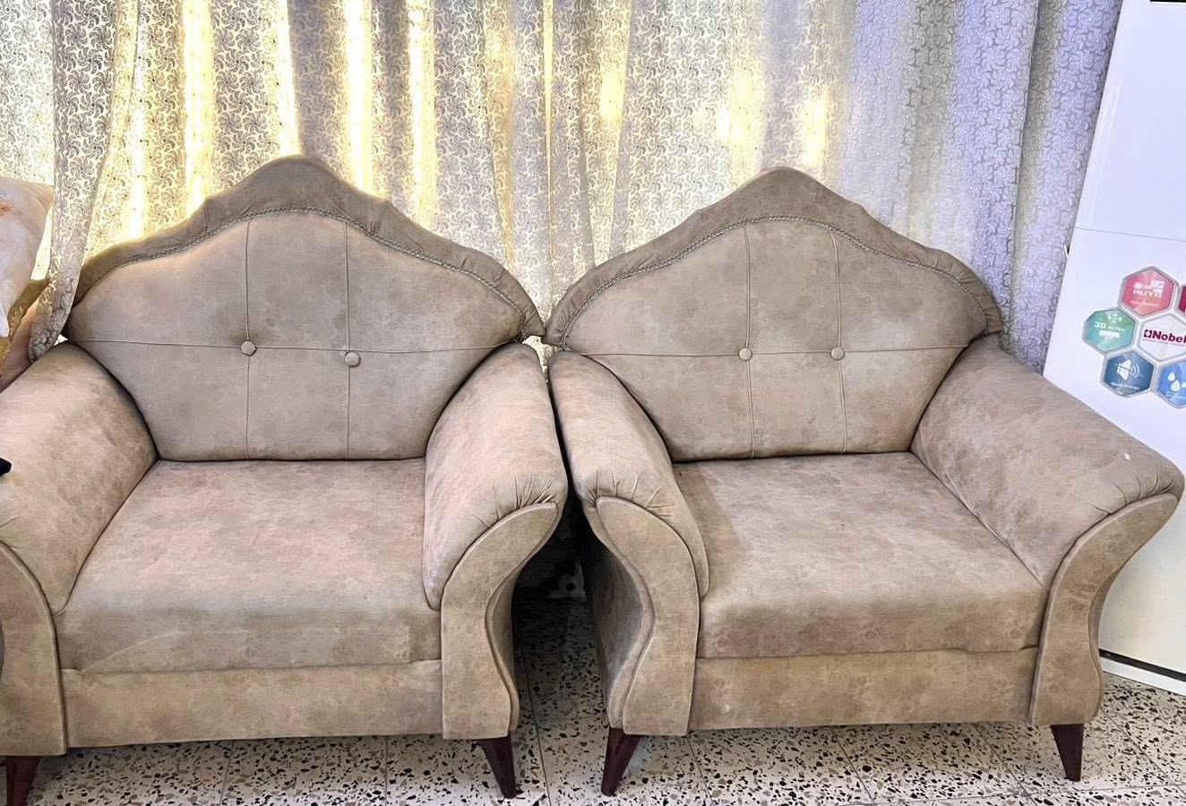 تخم قنفات 4 كراسي وقنفتين جديد ونضيف سعره 350


**إذا كنت صاحب هذا الإعلان وتريد حذفه لأي سبب، رجاءا أرسل رسالة إلى الدعم الفني**