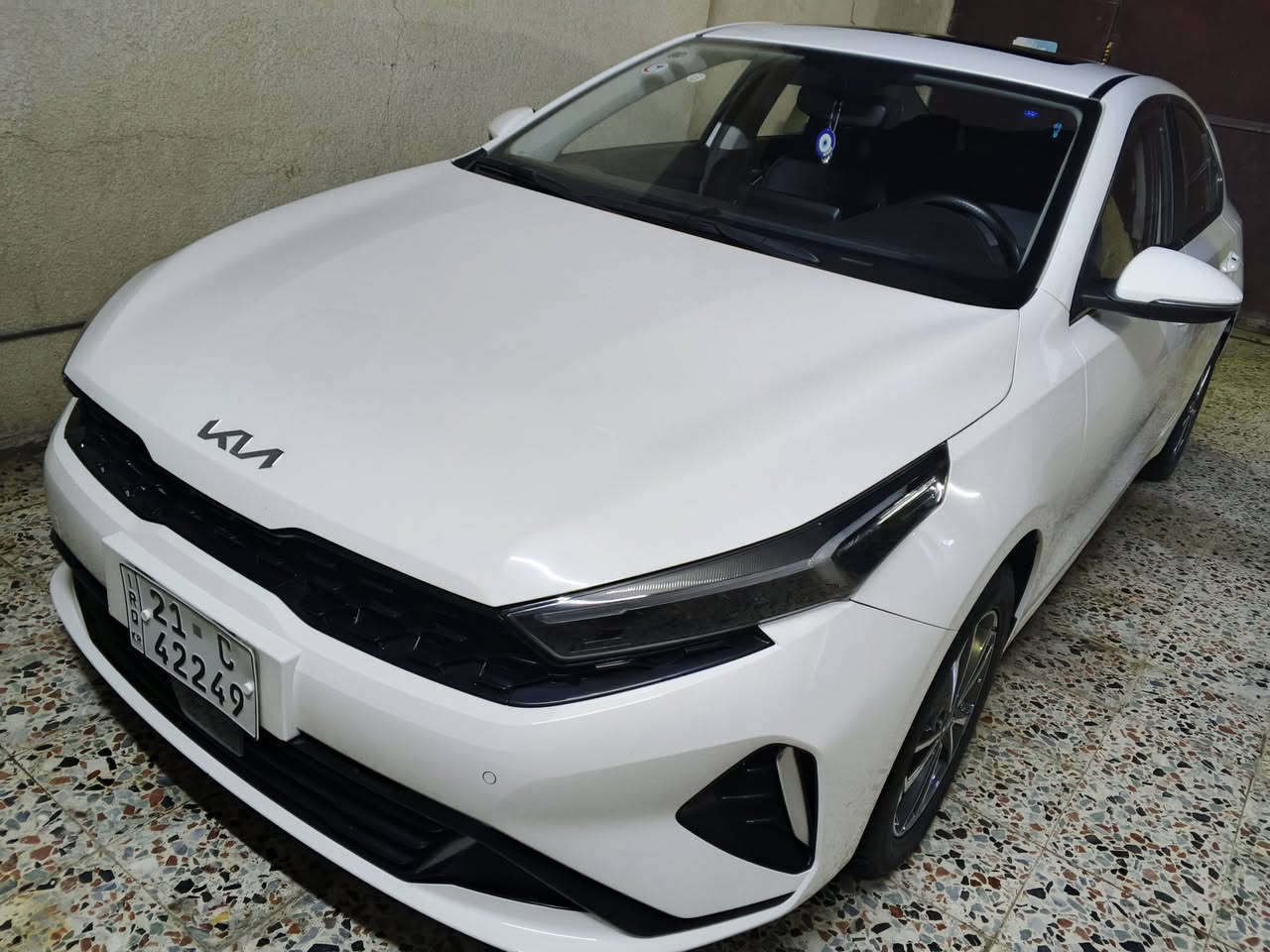 سلام عليكم لبيع k3 مديل 24 رقم سليماني بسمي تحويل وكاله شتحب حاضر هزه ورقم جديد  السياره مكفوله تخم تاير جديد باتري جديد المواصفات معروف سعر139بيه مجال قليل حك الحيه العنوان بغداد الدوره ***********0 ترهم مراوس كيه حمل
