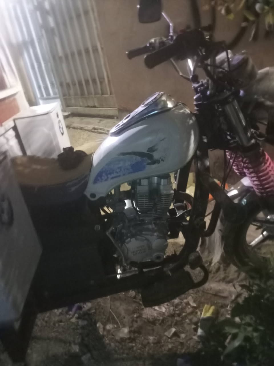 لبيع ستوته مقفوله رقم وسنويا سعرخاص/***********واتساب🔥

