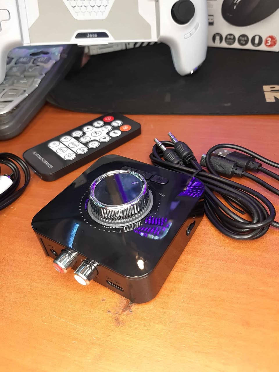محول بلوتوث صوتي M5 🔥
حوّل أي سماعة أو سيارة أو سبيكر إلى بلوتوث بسهولة وجودة صوت قوية ونقية
يشغل كـ Receiver و Transmitter
تحكم بالصوت بسهولة مع تصميم أنيق وعصري
مناسب للسيارة، الـ PC، البلايستيشن والسماعات المنزلية
السعر: 35 ألف فقط
#بلوتوث #Bluetooth #Gaming #سماعات #الكترونيات #PC #بلايستيشن #سبيكر #عروض #تقنية #بغداد #العراق #ps5 #ps4

ئاداپتەری بلوتوثی M5 🔥
هەر ئامێرێکی دەنگ بکە بە بلوتوث بە کوالیتی دەنگی زۆر باش و پاک
کار دەکات وەک Receiver و Transmitter
کۆنترۆڵی دەنگ بە ئاسانی لەگەڵ دیزاینێکی جوان و مۆدێرن
گونجاوە بۆ ئۆتۆمبێل، کۆمپیوتەر، پلەیستەیشن و سپیکەر
نرخ: تەنها 35 هەزار أربيل, العراق


**إذا كنت صاحب هذا الإعلان وتريد حذفه لأي سبب، رجاءا أرسل رسالة إلى الدعم الفني**
