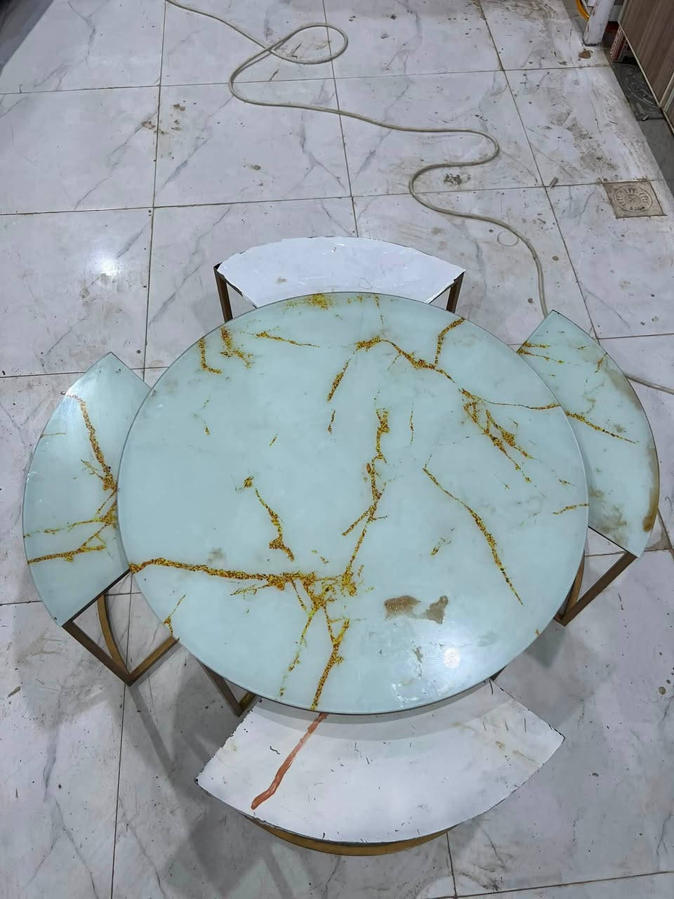 طبلات للبيع السعر ٢٥ وبيهن مجال ***********
