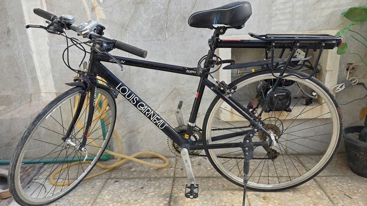 سلام عليكم ورحمة الله وبركاته
للبيع بايسكل نوع لويس كارنيه بلادي حته الكشن الاصلي موجود والصور موضحه مع التقدير
للاستفسار ***********
