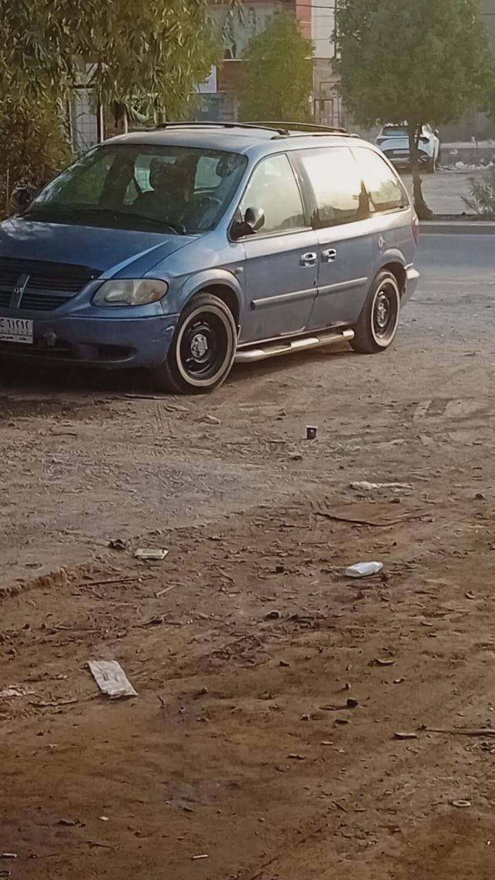 سلام عليكم دوج كرفان 2007 ابلاديه مكاني بياع تقاطع درويش اسفسار***********
