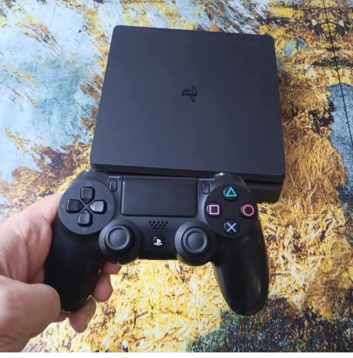 ابلي فور اسلم اولاين للبيع
البلي نظافته 100%100
معه قرص جيتي اي وفيفه 2026 وبيس2026 ولعاب مثل رابلوكس وسيارات وحرب وتحديات وفلم  وتججي ٧لعبات حديثه مجاني يده 2 السعر ٣٠٠


**إذا كنت صاحب هذا الإعلان وتريد حذفه لأي سبب، رجاءا أرسل رسالة إلى الدعم الفني**