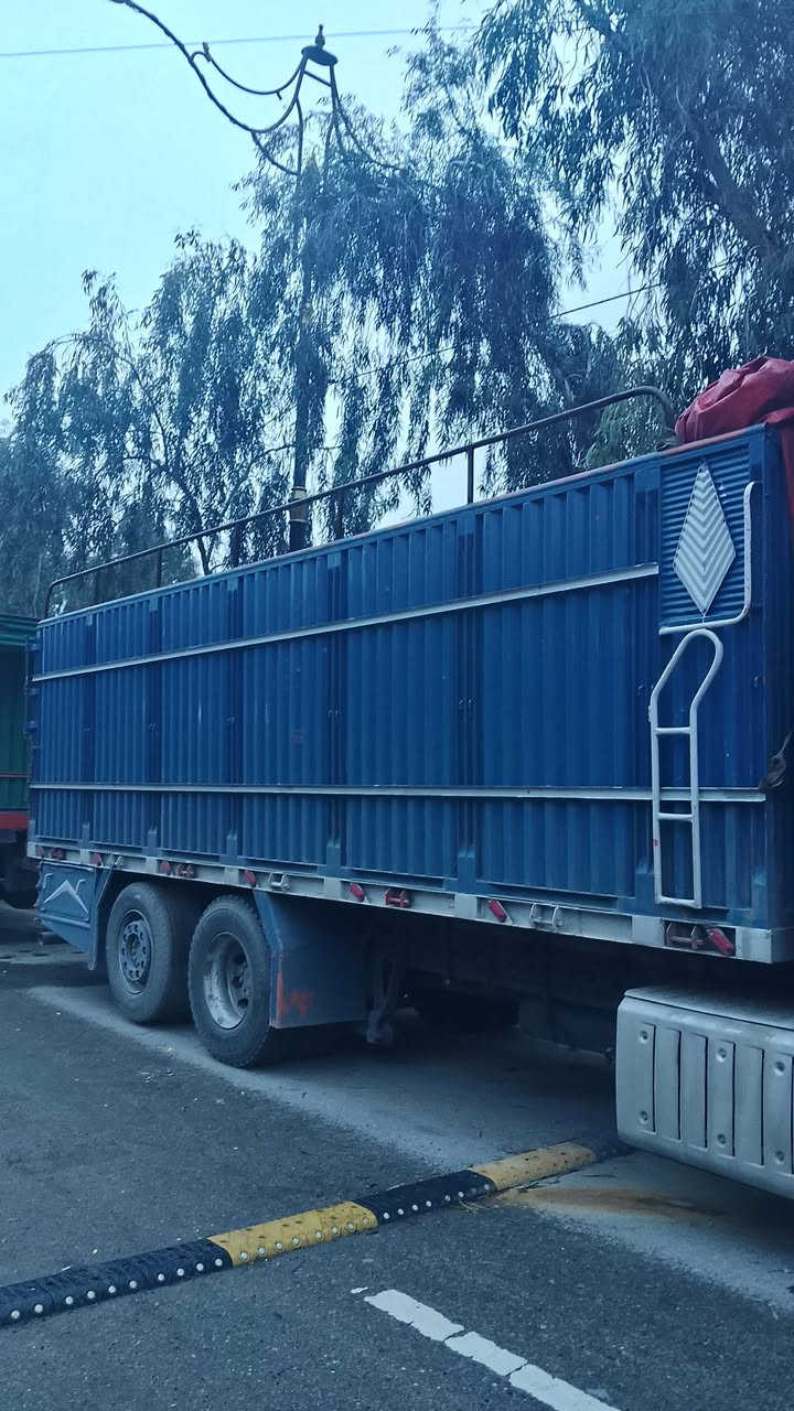 السلام عليكم
بدي للبيع 
***********
***********
