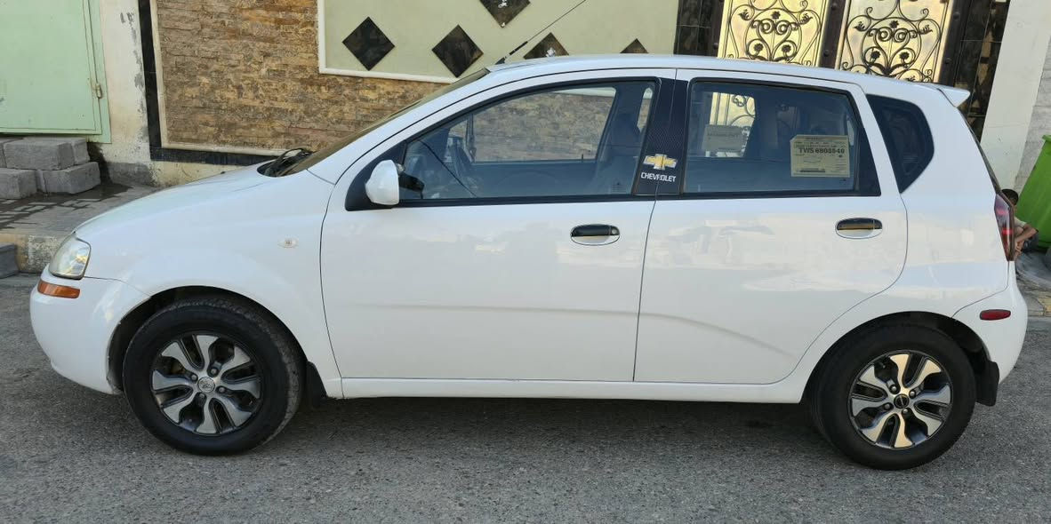 السلام عليكم ورحمة الله وبركاتة
#للبيع افيو هاج باك موديل 2008 وارد امريكي رقم انبار الدولي بيه صبغ خمس قطع بدوند واخل . 
🔷 محرك 1600 مسكر 
🔷 كير اوتو 
🔷 تبريد شغال
🔷 شاشة + كامرة 
🔷 حدادية جيد جداً
🔷 ويل كب تاير اخو الجديد
🔷 كيلو متر وبانزين وحماوة ورون شغالة 
#السعر ( 47 ) وبيه مجال بسيط 
✅مكان السيارة الانبار / هيت هاتف 
   *********** 
***********
السيارة خير من الله نشاط تبريد
#ملاحظة_بيع_فقط
