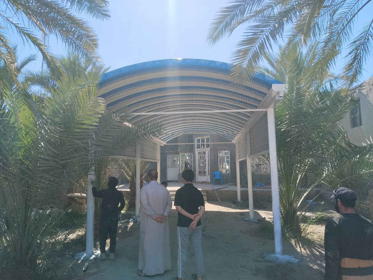 عمل سقايف الكيسبان بسعار مناسبه ***********/***********/ حدادة محمد عمل درجه اولى  كافت القياسات والجملونات الكيسبان بسعار مناسبه جدا جدا 🫡
