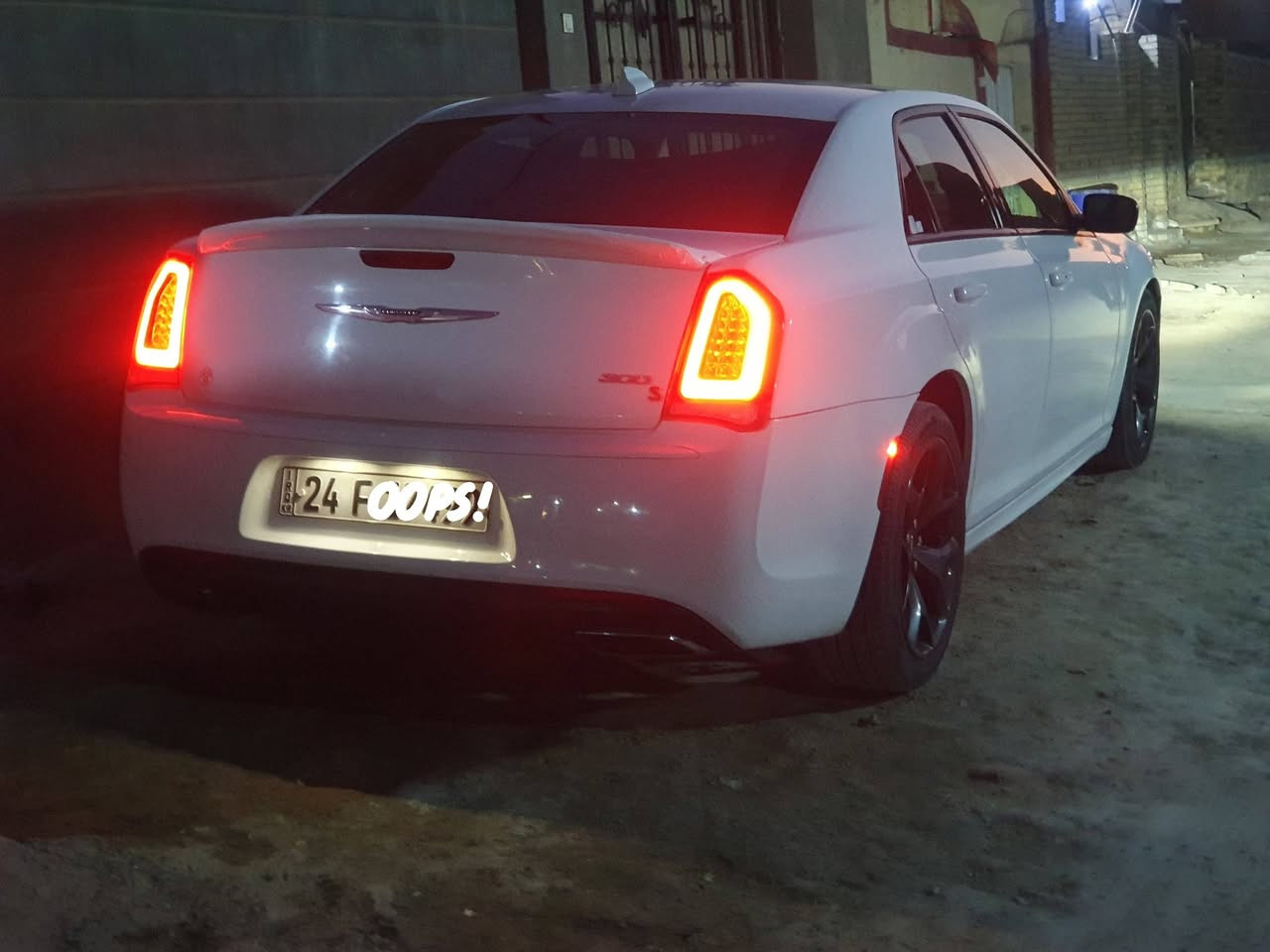 اوبامه موديل 18 رقم دهوك بأسمي
كفاله كلين عدا باردين زغار ماشيه 124 سياره جاهزه للأخير مابيها نقص برغي شرط كلوب مامشتغل بيها وادامه كامله على ايدي  
السعر 270  بيع او مراوس بأقل 
العنوان بابل القاسم 
***********
