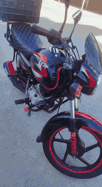 بوكسر كلاسك 22رقم انكليزي سنويه ولوحات بيها نقوصات بسيطه للبيع السعر ملونين او مراوس بجبليي
***********
