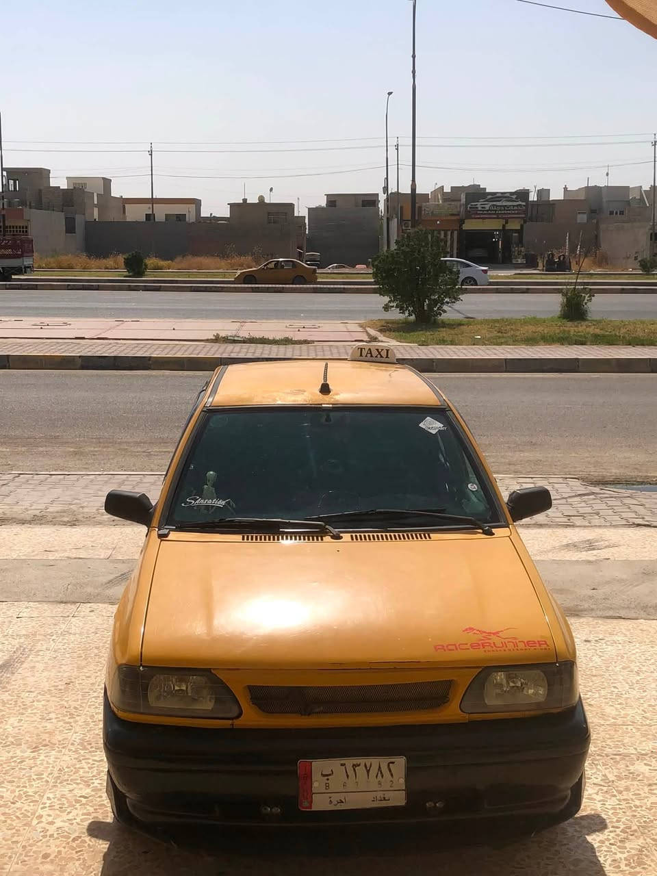 مكينه وكير بشرط تخم تاير جديد
باتري جديد 
ويرمنيه كلها جديده 
مابيها اي نقص 
شواصي مابيهم كسر فقط تقويه شرط بدون كسر 
سياره نضيفه ما ناقصها اي شي 
ترهم مراوس وبيع وسعر ٢٦بيها مجال 
هيئه ٠
غرامه عليها شي قليل 
وتساب ***********
اتصال ***********
مكاني ايسر الموصل
