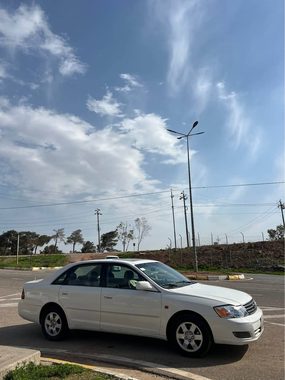 ئە ڤە لۆن ٢٠٠٢ محە سەن 
حیزام بۆیاخ پشتو پێشی کە پسە دە عمی نیە  مالی دۆستە
نرخی ٦٥ گەلاو محامەلە
***********
*********** كويسينجاك, أربيل
