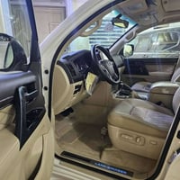 عندي سياره البيع لاندكروز موديل 2021 رقم أربيل سياره ساز فول موصفات دش...