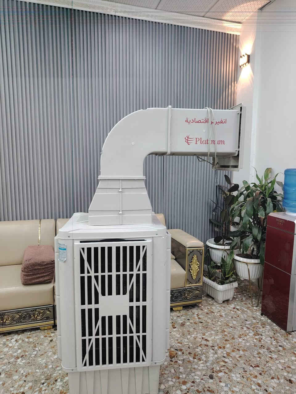 للبيع ٣٥٠ وبيه مجال مستخدمه شهرين فقط***********
