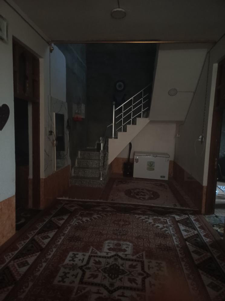 السلام عليكم   بيت 🏠 للبيع في الكفائات ٢٥٠م السعر ٧٥ وبي مجال ل استفسار على  هاذه رقم ***********
