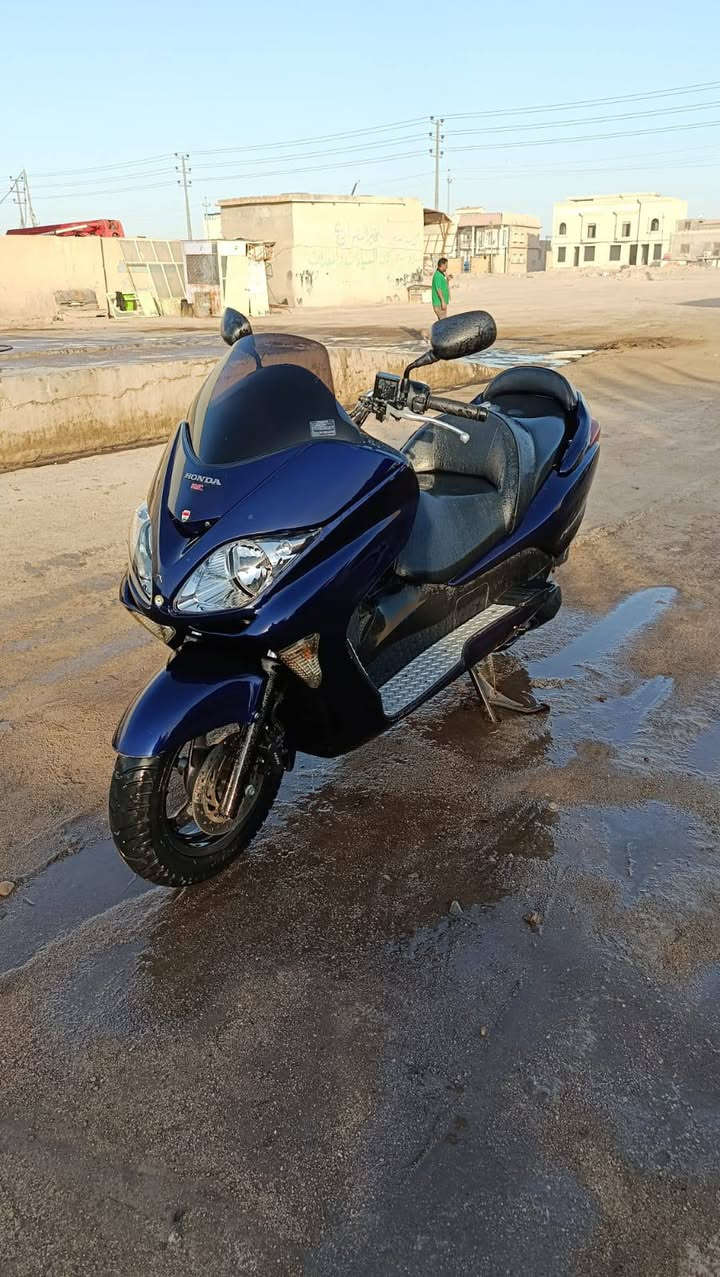 فورزه 0/8دراجه رمبه  كفاله عامه
7كير 4تحويلات كرستال  لون مميز 

كلهة ابلادي وكلهة شغالة مكينة فول 

جامه قطعتين دراجه ABS

كهربائيات كلهة شغالة ونضافتهة فول شرط احلى من الصور

***********
