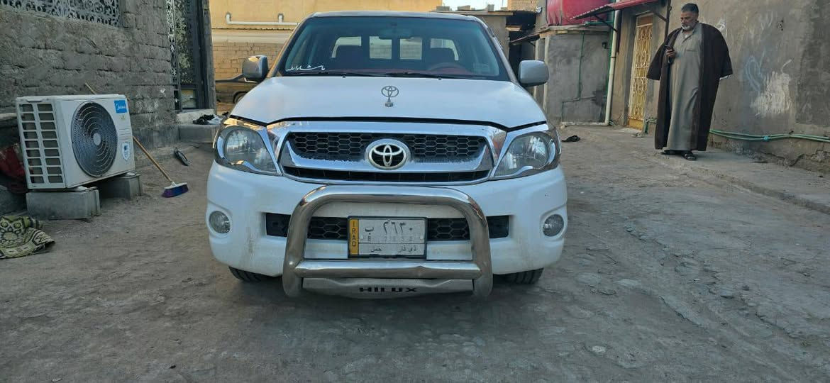 موديل 2006
سعر 115 كفالة عامة بيهة شوية بارد بسمي  مكينة شرط تخم تاير جديد  حدادية كهربائيات فول اي نقص مابيه مال جناي لعنوان بصرة قرنة رقم تلفون ***********
سنويةلغاية 27
