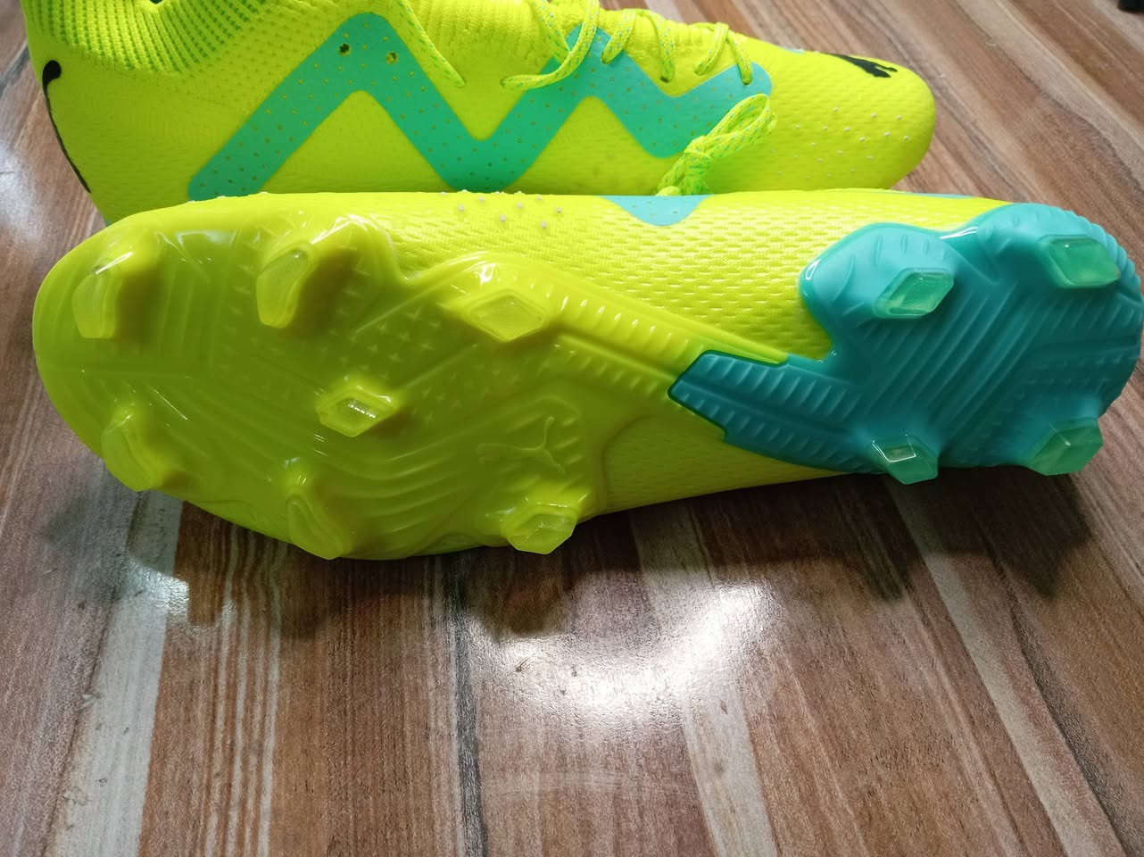 حذاء رياضي ملاعب اصلي 
قياس 45 
السعر 20 الف


**إذا كنت صاحب هذا الإعلان وتريد حذفه لأي سبب، رجاءا أرسل رسالة إلى الدعم الفني**