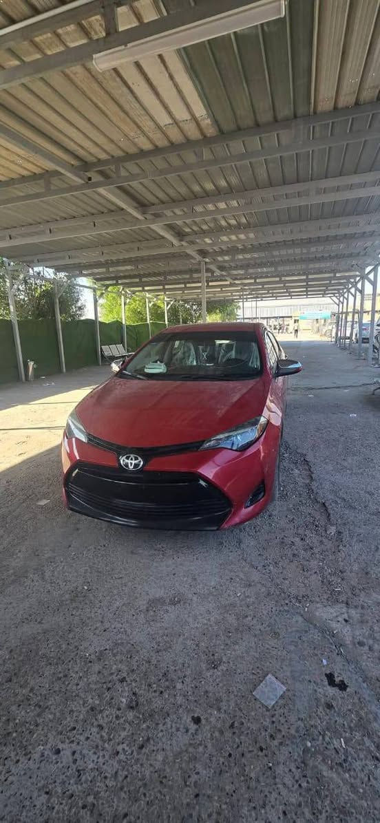 السلام عليكم ورحمة الله وبركاته
كورلا 2018 وارد امريكي  للبيع
مكينه ١٨٠٠
حجر بيئه موجود 
رادار موجود بلادي 
سياره جديده ماشية 97
فئة Le
شاشه كامرة دواره تحكمات جهتين حاكيه بلاتوث اوكس ٣وضعيات قياده تبريد ثلج 
لايت زنون عالي ناصي وبلاجكتورات زنون
كير مكينه مكفوله تبريد صدر كله جديد تخم تاير جديد 
بغداد بسمي هزه سنوية جديد رقم جديد
حادثه مرفق بالصور وبالعراق طخات بسيطة 
السياره متصرف عليه شي
للآستفسار    ***********
السعر  138 وبيه مجال بسيط  جداً
مكاني بغداد مدينة الصدر قرب ساحة 83
