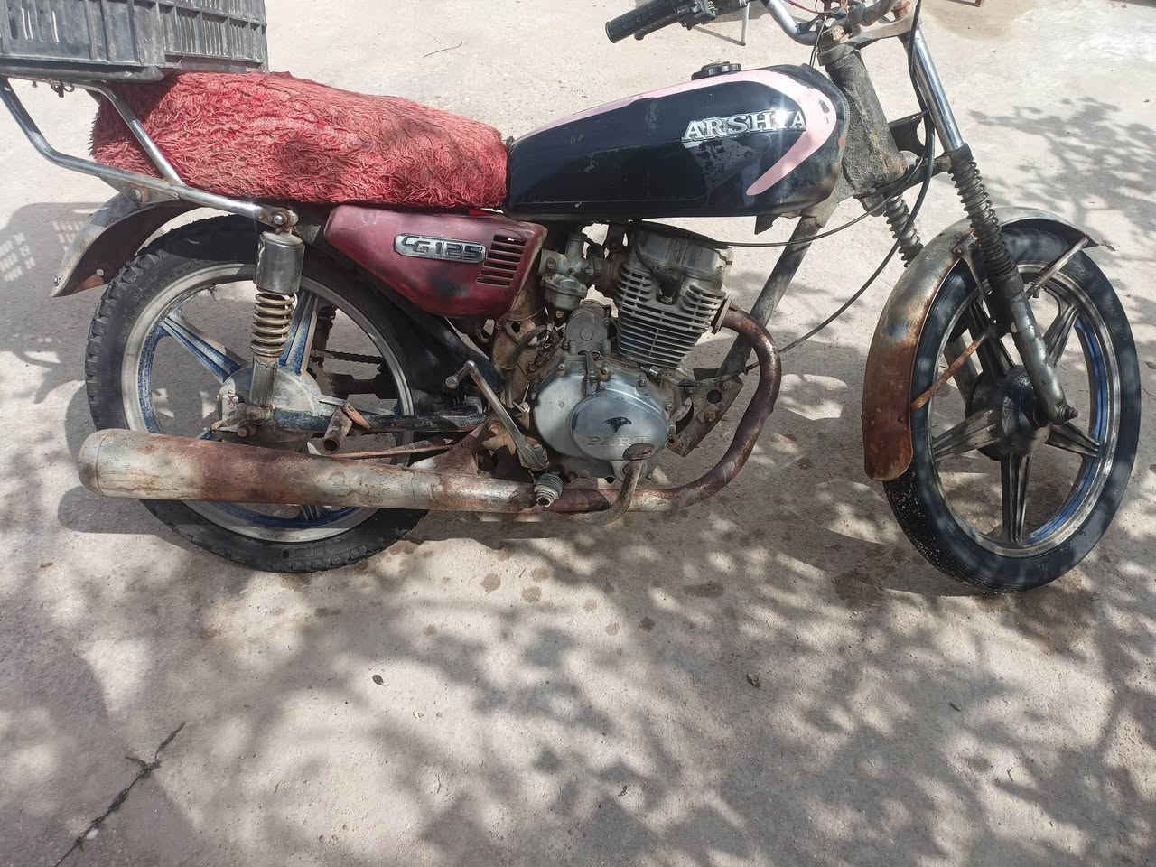 دراجه بارت لبيع ما عوزها اي شي لا تبخر ولا تنقص السعر قفل 🔒 225 الفهود تقاطع سيد يوشع الرقم *********** واتساب او تصال
