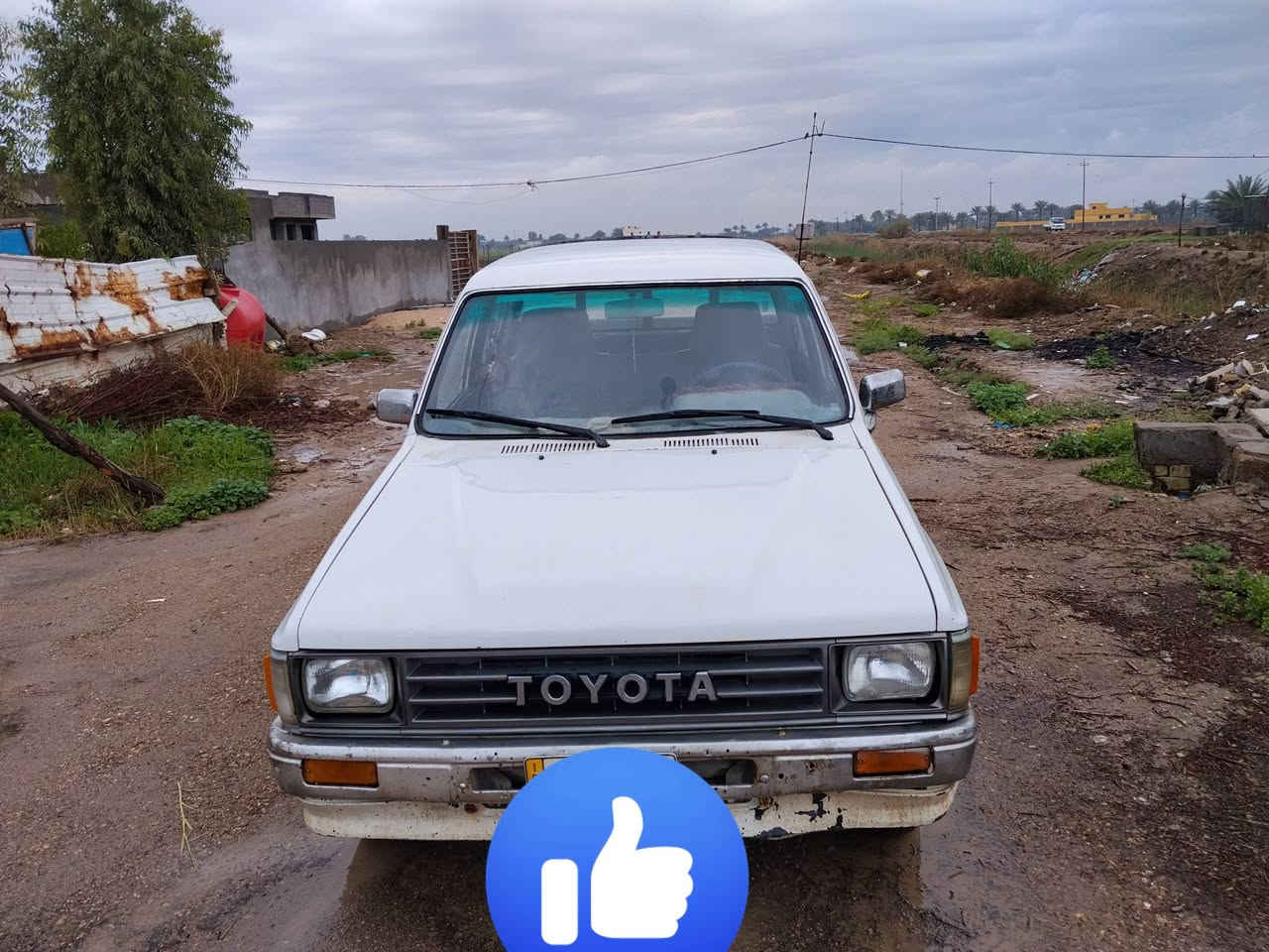 السلام عليكم بيكم تيوتا موديل ٨٨ رقم بغداد السياره مكفوله كفاله عامه محرك وكير واكسن السياره مصبوغه جماليه تحويل ثاني يوم السعر ٥٠ للاستفسار  ***********// ***********
