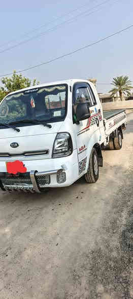 السلام عليكم كيه للبيع 2022 سياره جديده ماشيه 50/***********
