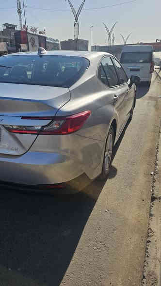 السلام عليكم شباب كامري  موديل 2025  زيرو  ماشي ٦٠٠٠ فقط  جديده   رقم بغداد بسمي  صبغ  جاملغ وبنيد    وبابين  اكلير من امريكا.    السعر ٢١٠.      ***********
