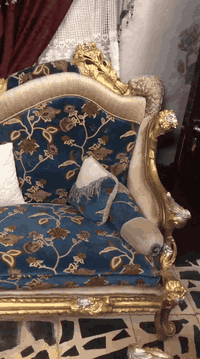 تخم زان مصري 12 مقعد + طبلات 2 مرمر بسعر 900 الف للتواصل ***********
