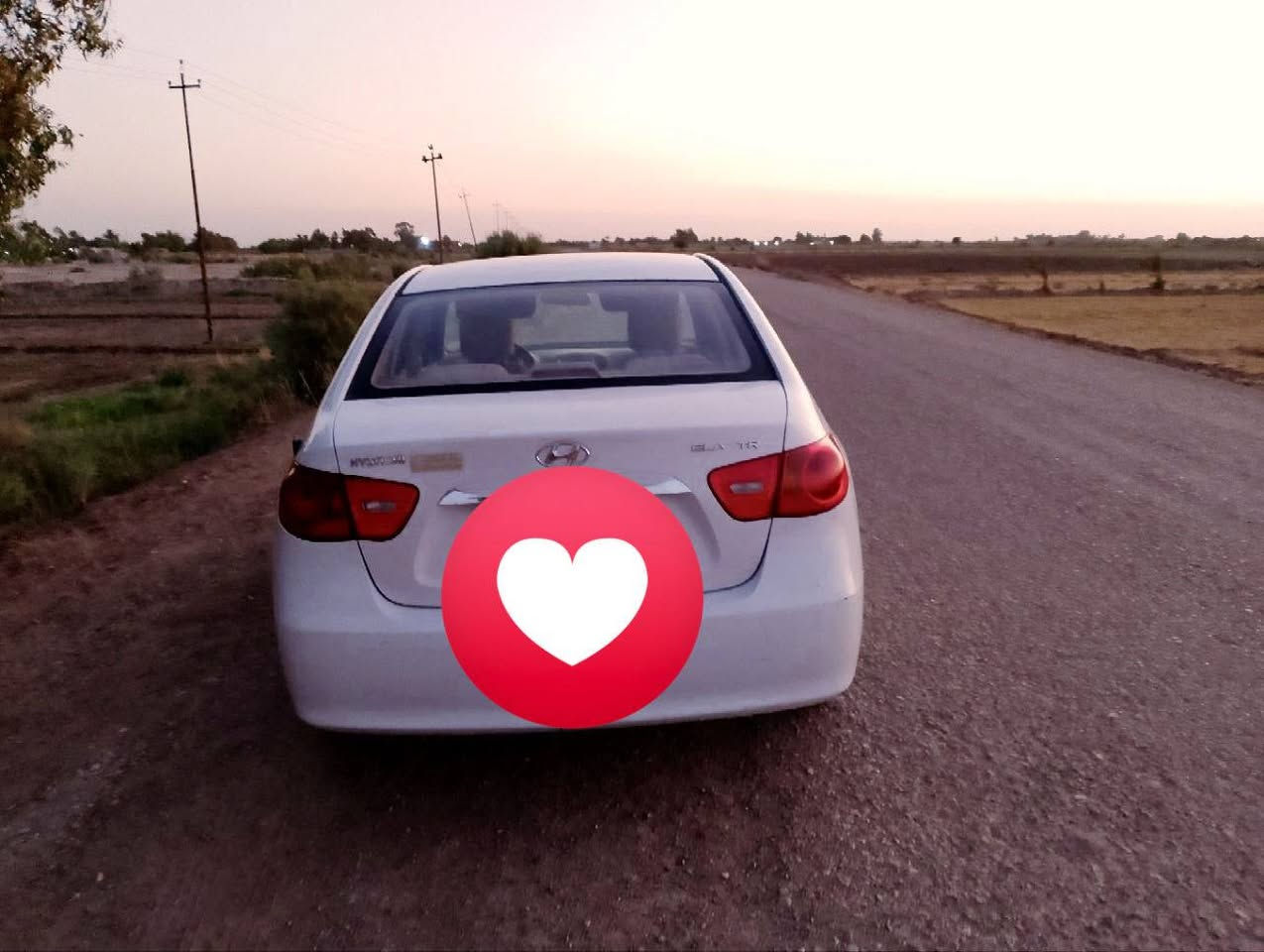 السلام عليكم النتره ٢٠١١ رقم واسط محرك كير تبريد مكفولات ضرر قطعه فقط صبغ باسمي مكان واسط  السعر ١١٥ وبيه مجال بسيط شراي يتصل ***********
