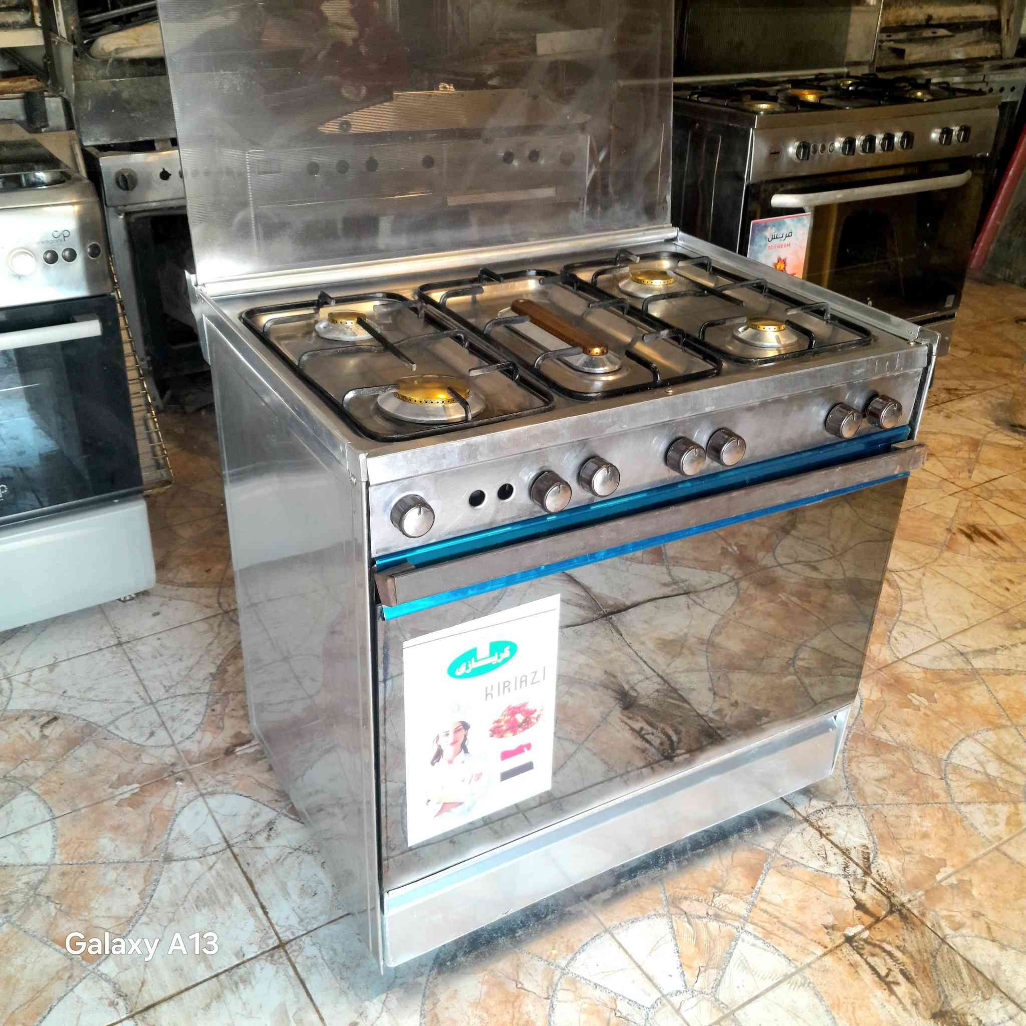 طباخ عشتار ديلوكس كوله استيل باب اول كوله شغال وعلى الفحص العنوان حي النداء شارع المكاتب وتساب مازنجر موجود ***********
