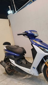 ماكس عدله 350 نظيفه شرط ما مفتوح بيها اي شي وكلو جديد وبلادي معدل وشلع...